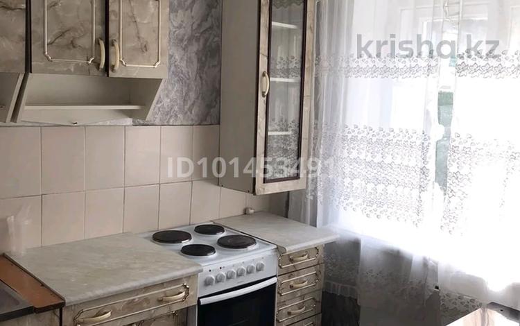 3-комнатная квартира · 70 м² · 2/3 этаж, 72 квартал 19 — Адал за 180 000 ₸ в Семее — фото 2