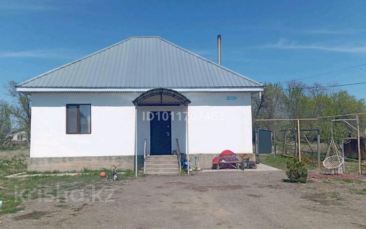 Отдельный дом · 3 комнаты · 80 м² · 5.5 сот., Вторая 38 — 3отделение, за мечетю Тәубе, по трассе Талдыкорган-Алматы за 25 млн ₸ — фото 2