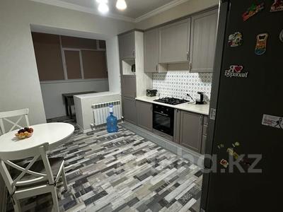 2-комнатная квартира, 72 м², 5/5 этаж, женис 23 за 25 млн 〒 в Уральске