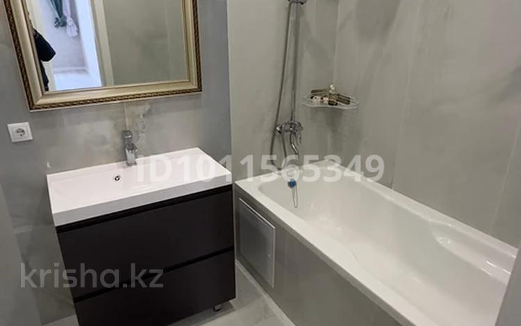 4-комнатная квартира · 157 м², мкр. Алтын орда, Тауелсиздик 15 — Газиза Жубанова за 43 млн ₸ в Актобе — фото 2