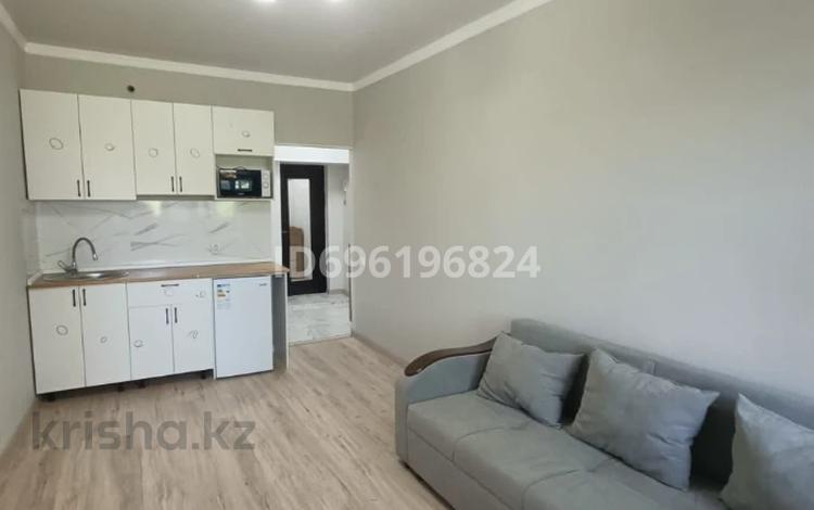 1-комнатная квартира, 20 м², 1/4 этаж, Райымбека 174