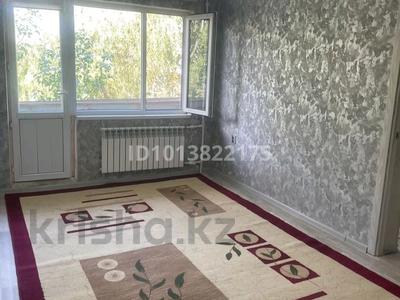 2-бөлмелі пәтер · 44.9 м² · 4/5 қабат, Центральный ш/а., Абая 17 — Драмтеатр, бағасы: 15 млн ₸ в Атырау, мкр Центральный