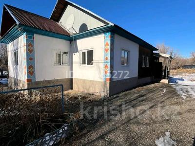 Жеке үй · 5 бөлме · 100 м² · 15 сот., Маметова 4/2 — Үй өзен жанында мал ұстағанға жайлы. Екі үйдің участогы, бағасы: 10 млн ₸ в Кабанбай