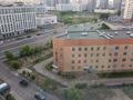 3-комнатная квартира · 95 м² · 10/13 этаж, Байтурсынова 31 — Сагадат Нурмагамбетов за 260 000 ₸ в Астане, Сарайшык р-н — фото 4
