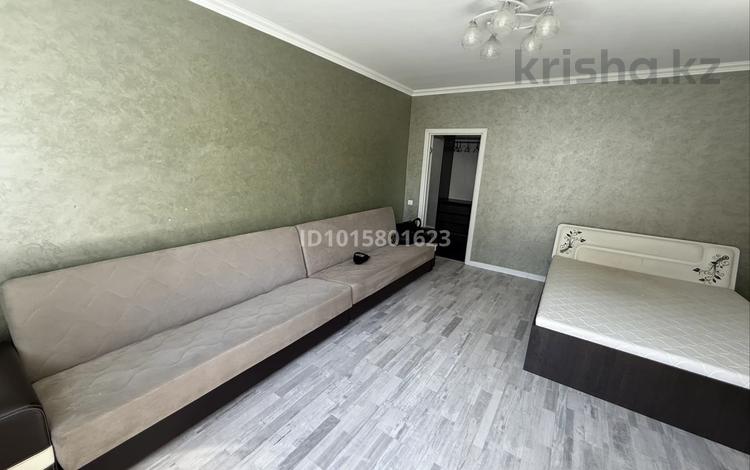 1-бөлмелі пәтер · 51.4 м² · 3/5 қабат, Думан-2 ш/а. 24, бағасы: 250 000 ₸ в Алматы, Медеуский р-н — фото 2