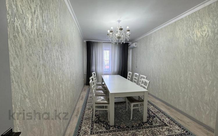 4-комнатная квартира · 86.7 м² · 5/5 этаж, мкр 8, рыскулова за 22.8 млн ₸ в Актобе — фото 14