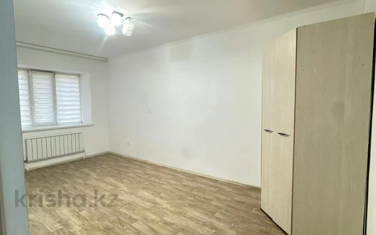 1-бөлмелі пәтер · 43.2 м² · 1/9 қабат, мкр. Алтын орда 1д, бағасы: 15.5 млн ₸ в Актобе — фото 2