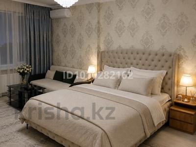 2-комнатная квартира · 80 м² · 4/10 этаж, Розыбакиева 320 — Гагарина/Ескараева за 40 000 ₸ в Алматы, Бостандыкский р-н