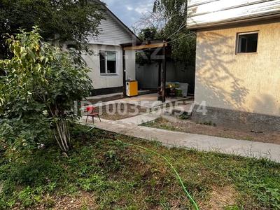 Дача · 2 комнаты · 45 м², Самал 1 за 250 000 〒 в Туздыбастау (Калинино)