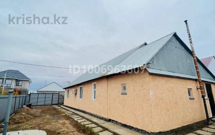 Отдельный дом · 3 комнаты · 120 м² · 5 сот., мкр. Зачаганск пгт 13 за 20 млн 〒 в Уральске — фото 2