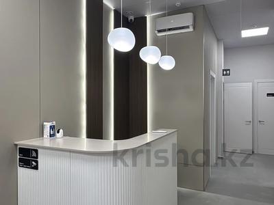 Сұлулық салондары, медорталықтар мен дәріханалар · 250 м², бағасы: 320 млн ₸ в Астане, Алматы р-н
