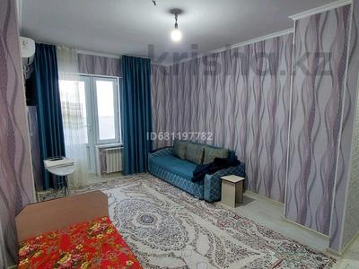 1-комнатная квартира, 40 м², 2/12 этаж помесячно, 11 мкр 35/2 — Акимат за 100 000 〒 в Туркестане