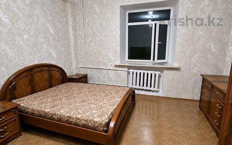 3-комнатная квартира · 82 м² · 2/2 этаж, мкр Новый Город, Можайского 6 за 235 000 ₸ в Караганде, Казыбек би р-н — фото 2