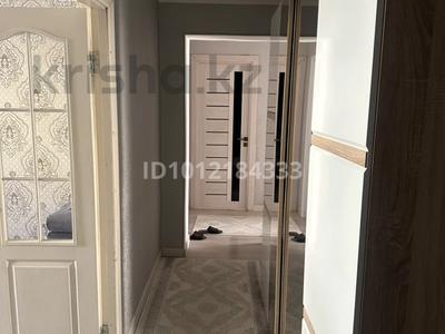 2-бөлмелі пәтер · 54.8 м² · 2/5 қабат, Мкр. Жана Орда 13, бағасы: 170 000 ₸ в Уральске