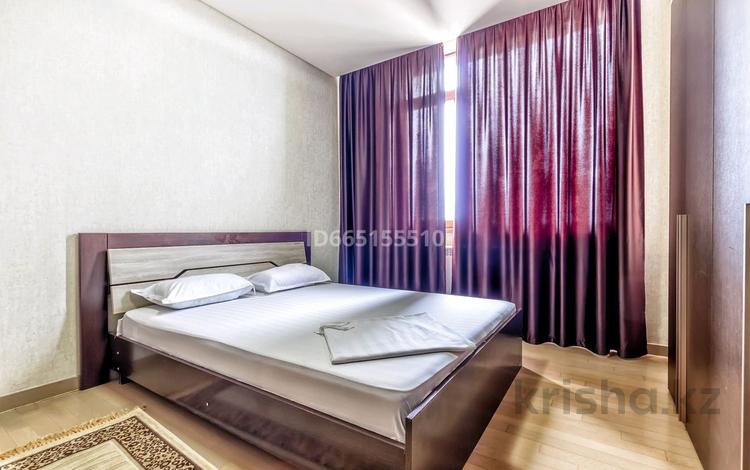 4-комнатная квартира, 150 м², 16 этаж посуточно, Байтурсынова 1 за 40 000 〒 в Астане — фото 11