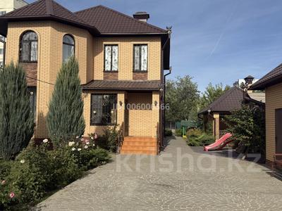 Отдельный дом · 4 комнаты · 170 м² · 10 сот., Набережная Старицы — За рестораном Гранд Зодиак за 120 млн ₸ в Уральске