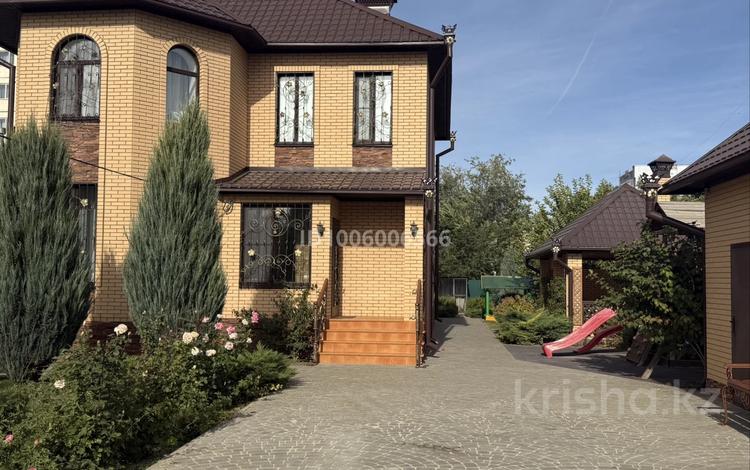 Отдельный дом · 4 комнаты · 170 м² · 10 сот., Набережная Старица — Ресторан Гранд Зодиак за 139 млн 〒 в Уральске — фото 2