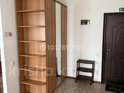 2-бөлмелі пәтер · 60 м² · 2/4 қабат, Жарбосынова 84/2 — Академика Жарбосынова, бағасы: 250 000 ₸ в Атырау