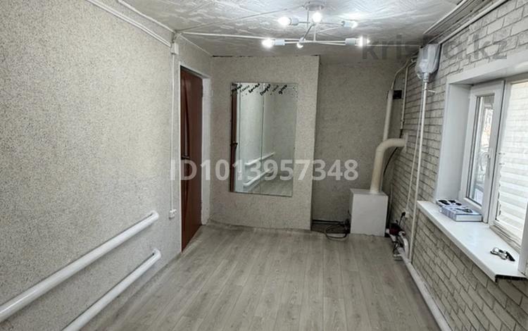 Жеке үй · 3 бөлме · 51.4 м² · 4 жүзд., Жайык, бағасы: 9.5 млн ₸ в Уральске — фото 2