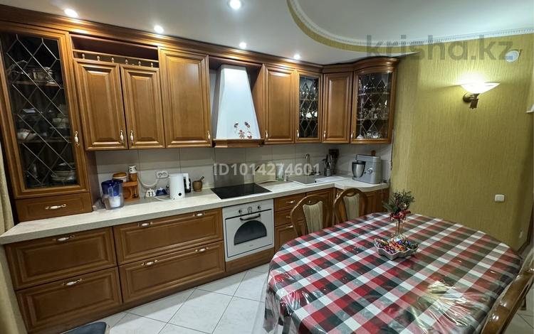 4-комнатная квартира · 113 м² · 3/10 этаж, Кабанбай Батыра 33 — ул. Герцена по пересечению ул. Кабанбай Батыра за 100 млн ₸ в Семее — фото 2