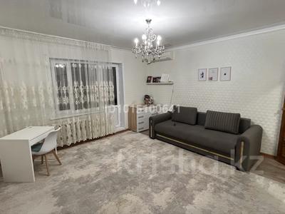 2-комнатная квартира · 62 м² · 2/5 этаж, Гагарина 76-67 за 16 млн ₸ в Жезказгане