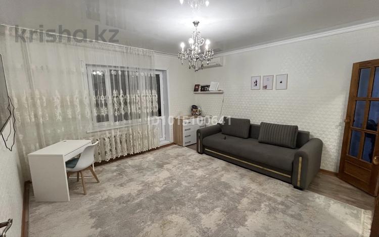 2-бөлмелі пәтер · 62 м² · 2/5 қабат, Гагарина 76-67, бағасы: 16 млн ₸ в Жезказгане — фото 2