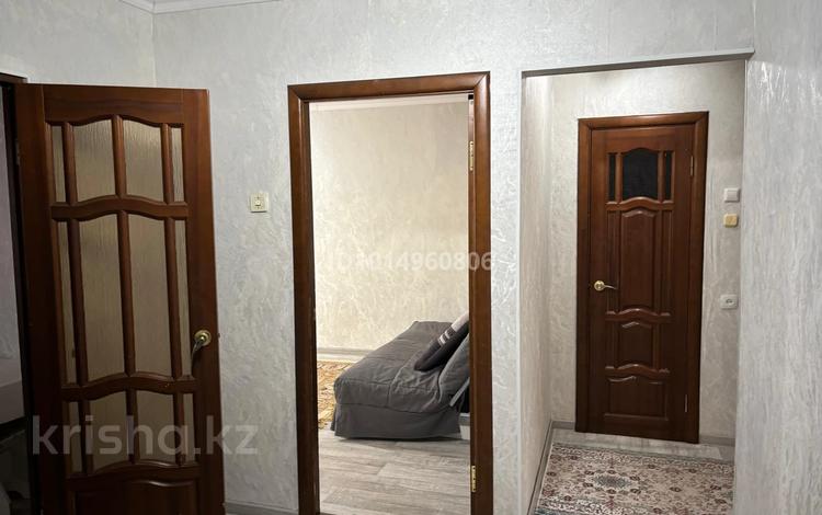 2-бөлмелі пәтер · 54 м² · 4/5 қабат, 11 ш/а. 85, бағасы: 210 000 ₸ в Актобе, мкр 11 — фото 2
