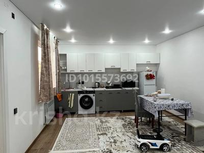 Жеке үй · 2 бөлме · 49 м² · 0.5 жүзд., Жеруйы, бағасы: 15.5 млн ₸ в Конаеве
