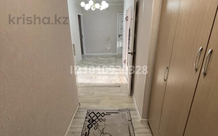 3-бөлмелі пәтер · 76 м² · 7/10 қабат, мкр Шанхай пожарского 36/2, бағасы: 18.9 млн ₸ в Актобе — фото 2