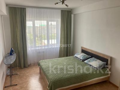 3-комнатная квартира · 80 м² · 7/9 этаж, мкр. Зачаганск пгт, Мурата Монкеулы 108/6 — Ост Молодёжная за 15 000 〒 в Уральске