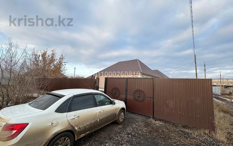 Отдельный дом · 3 комнаты · 120 м² · 123 сот., мкр Айгуль, Болашак 2050 4 — Нова пласт за 28 млн ₸ в Уральске — фото 2