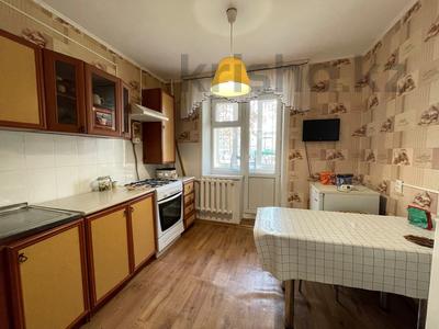 Продажа квартир в Западно-Казахстанской обл.: 2-комнатная квартира · 54 м² · 1/5 этаж, Верхняя за 15.8 млн 〒 2-комнатная квартира · 54 м² · 1/5 этаж, Верхняя за 15.8 млн 〒 в Уральске
