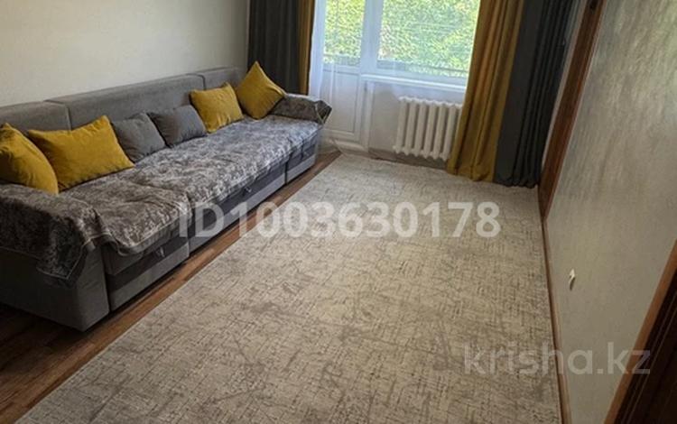 3-бөлмелі пәтер · 58 м² · 2/5 қабат, Бурова 51а, бағасы: 22.3 млн ₸ в Усть-Каменогорске, Ульбинский — фото 2