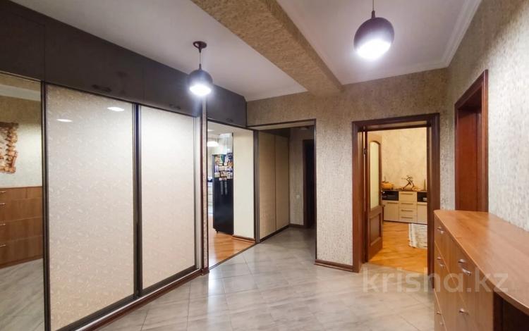 4-комнатная квартира · 108 м² · 2/5 этаж, Богенбай батыра 187 — Шагабутдинова за 93 млн ₸ в Алматы, Алмалинский р-н — фото 16