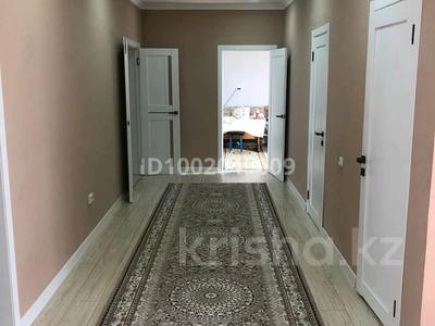 Отдельный дом · 3 комнаты · 120 м² · 8 сот., Клубничная 672 — Красноярская трасса 5 дачная за 18.2 млн 〒 в Кокшетау