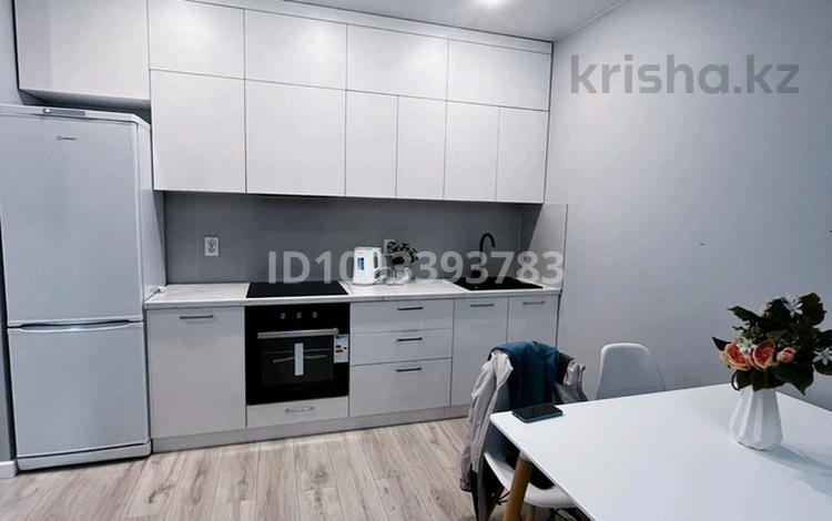 2-комнатная квартира · 50 м² · 13/17 этаж, Утепова за 400 000 ₸ в Алматы, Бостандыкский р-н — фото 2