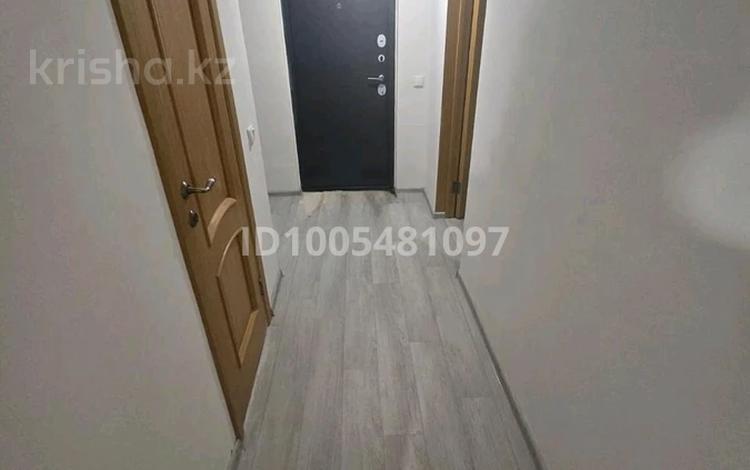 1-бөлмелі пәтер · 35 м² · 1/5 қабат, ак бидай 13 — казпочта, магнум, бағасы: 12 млн ₸ в Астане, р-н Байконур — фото 2