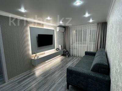 2-комнатная квартира · 45 м² · 2/5 этаж, Ломова 155 за 23 млн 〒 в Павлодаре