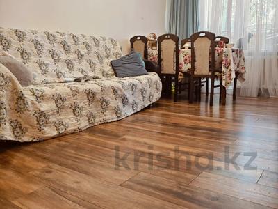 3-комнатная квартира · 56 м² · 5/5 этаж, мкр Казахфильм 16 — Исиналиева за 39 млн 〒 в Алматы, Бостандыкский р-н