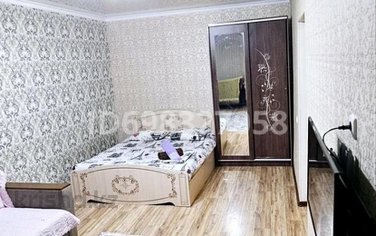 1-комнатная квартира · 30 м² · 1/4 этаж, Калдаякова за 12 000 ₸ в Шымкенте — фото 2