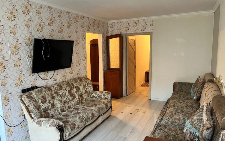 2-комнатная квартира · 45 м² · 1/4 этаж, мкр №11 21 — Шаляпина Правды за 250 000 ₸ в Алматы, Ауэзовский р-н — фото 2