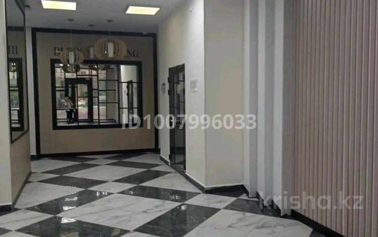 3-комнатная квартира · 60 м² · 3/18 этаж, Сауран за 21 000 ₸ в Астане, Есильский р-н — фото 2