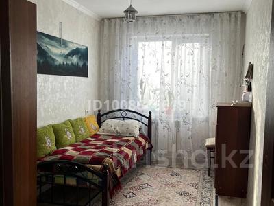 4-комнатная квартира · 80 м² · 5/5 этаж, Сұраншы батыр 42дом 45 — Серік магазин за 19 млн 〒 в Аксукенте