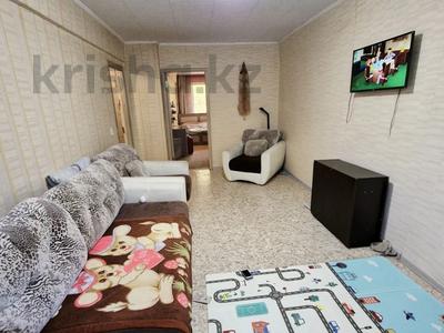 4-бөлмелі пәтер · 76 м² · 1/5 қабат, Бурова 27/1 — Центральный рынок, бағасы: 21 млн ₸ в Усть-Каменогорске