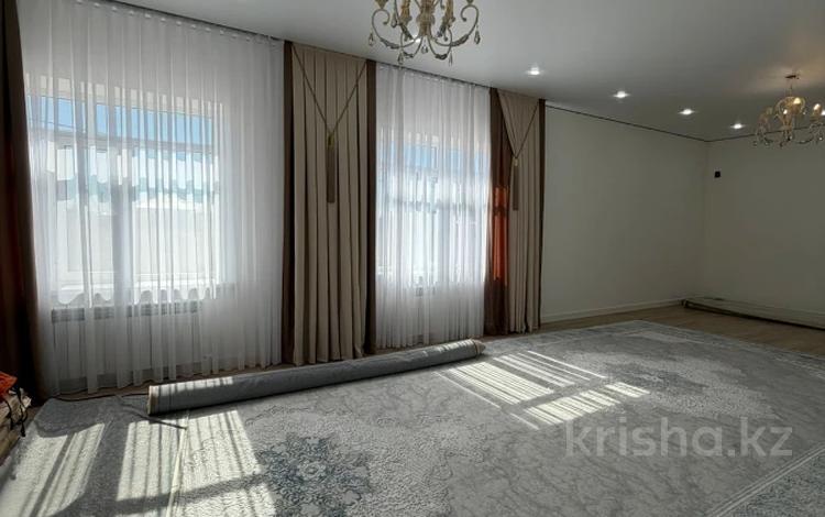 Отдельный дом · 7 комнат · 360 м² · 10 сот., Туран 252 за 57 млн ₸ в Актобе, жилой массив Жанаконыс-4 — фото 8