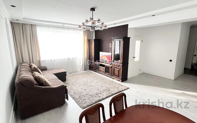 3-бөлмелі пәтер · 120 м² · 4/5 қабат, Думан-2 ш/а. 5, бағасы: 450 000 ₸ в Алматы, Медеуский р-н — фото 2