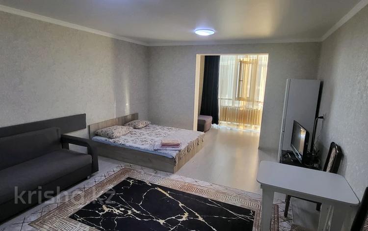 1-комнатная квартира · 31 м² · 15/17 этаж, Толе би 181 за 17 000 〒 в Алматы — фото 6