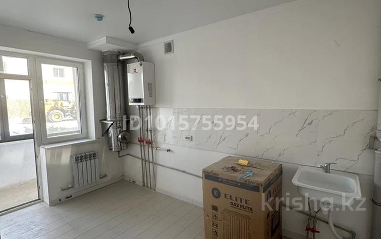 3-комнатная квартира · 75 м² · 1/5 этаж, мкр Бозарык 687/31 за 150 000 ₸ в Шымкенте, Абайский р-н — фото 2