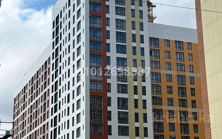1-бөлмелі пәтер · 46.8 м² · 15/17 қабат, Чингиз Айтматов 63, бағасы: 22.8 млн ₸ в Астане, Нура р-н — фото 2