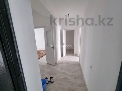 2-комнатная квартира · 57.7 м² · 2/5 этаж, Левый берег 5 — Левый берег, 2 мкр. Напротив школы Орда скул за 140 000 ₸ в 